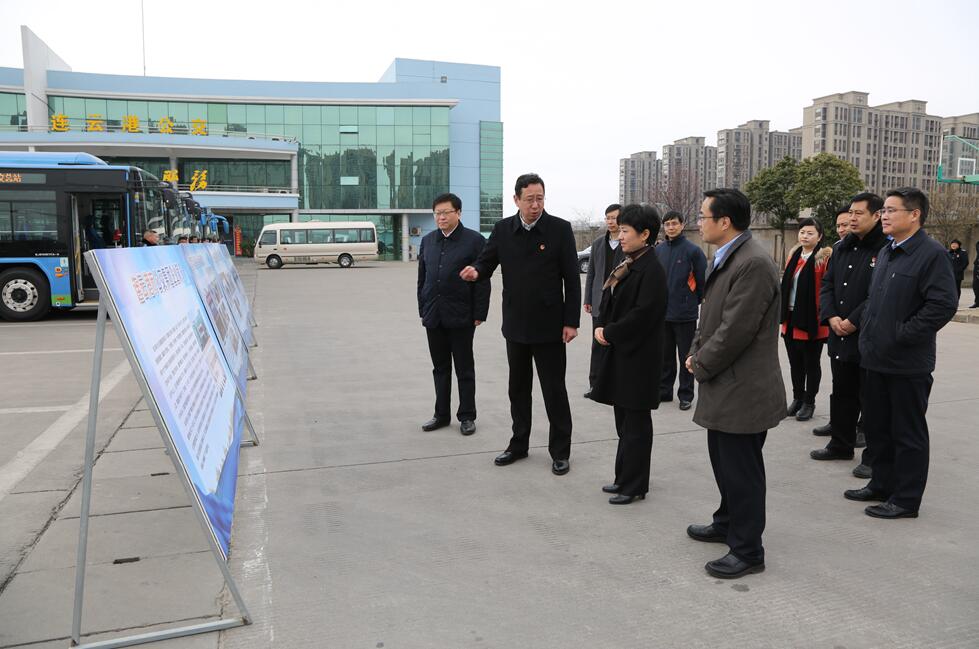 連云港市委副書記、組織部部長萬聞華一行赴公交集團(tuán)調(diào)研黨建工作