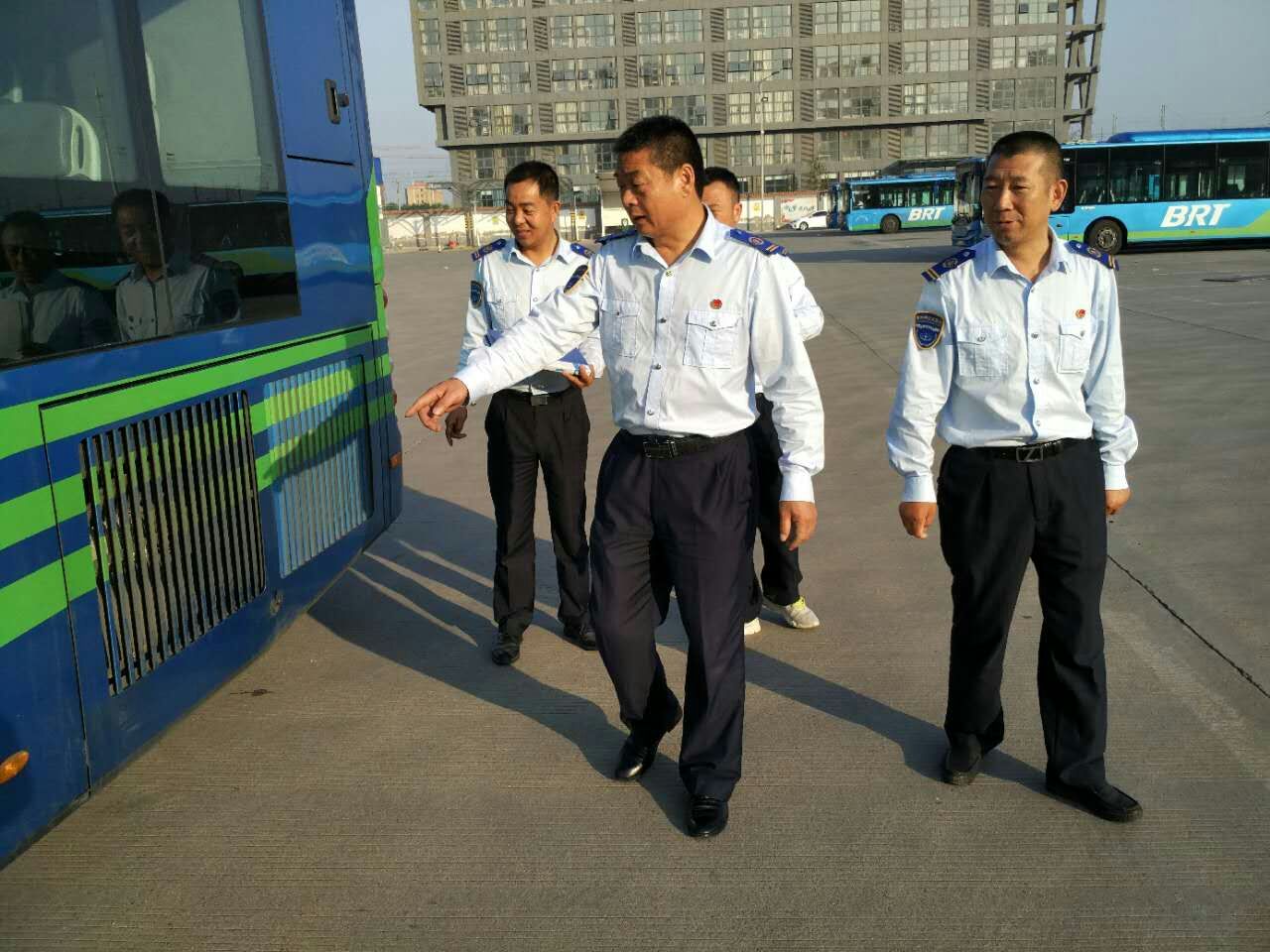 公交快速公司開展安全大檢查為勞動競賽和百日專項(xiàng)行動提供安全保障