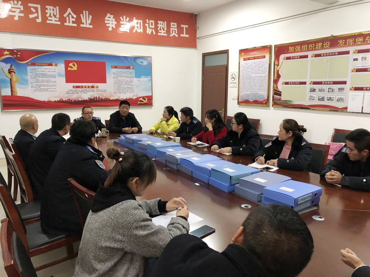 公交集團開展安全臺賬交流互鑒活動