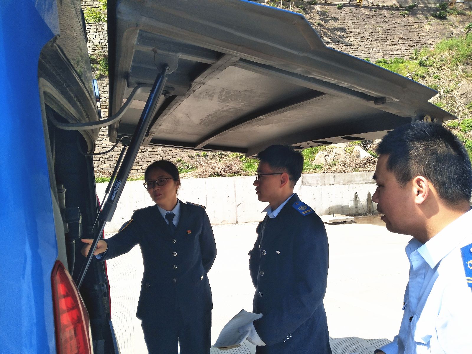 公交集團機務技術部開展五一車輛安全技術狀況檢查工作