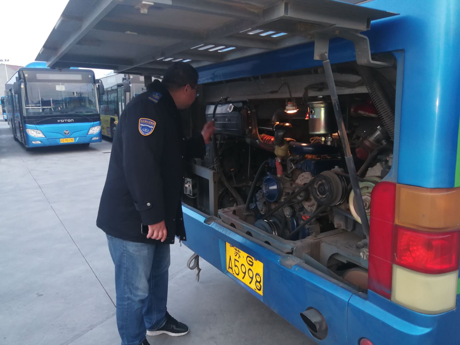 公交集團公交事業一部開展運營、安全、機務隱患綜合大檢查