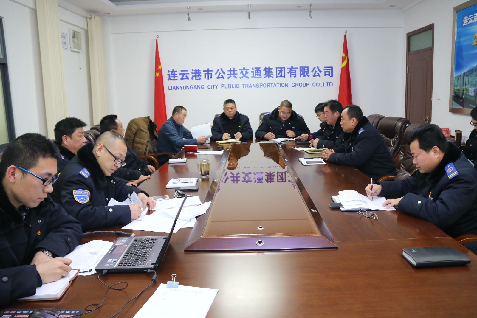 公交集團開展安全生產(chǎn)生產(chǎn)“事故隱患排查月”活動