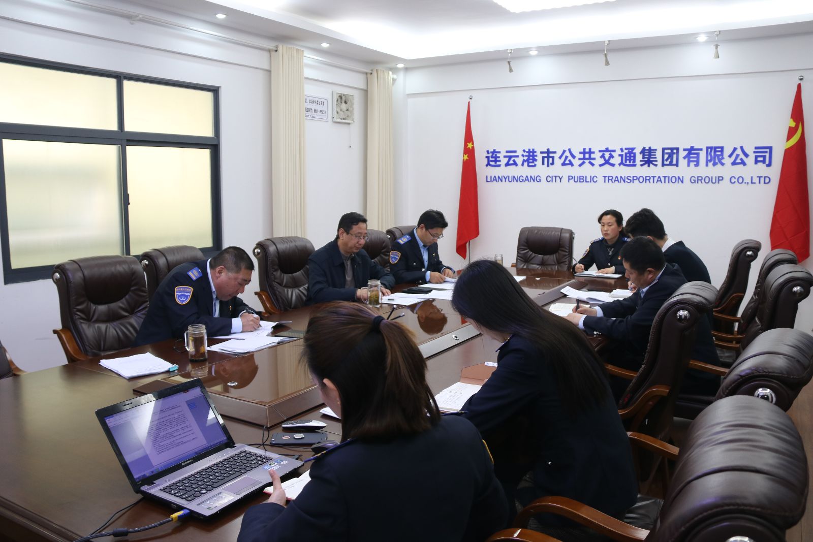 公交集團(tuán)召開(kāi)2018年人大建議、政協(xié)提案辦理工作專題會(huì)議