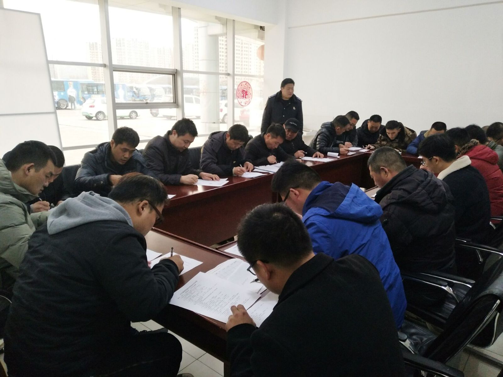 公交集團機務技術部對新進駕駛員進行崗前機務培訓